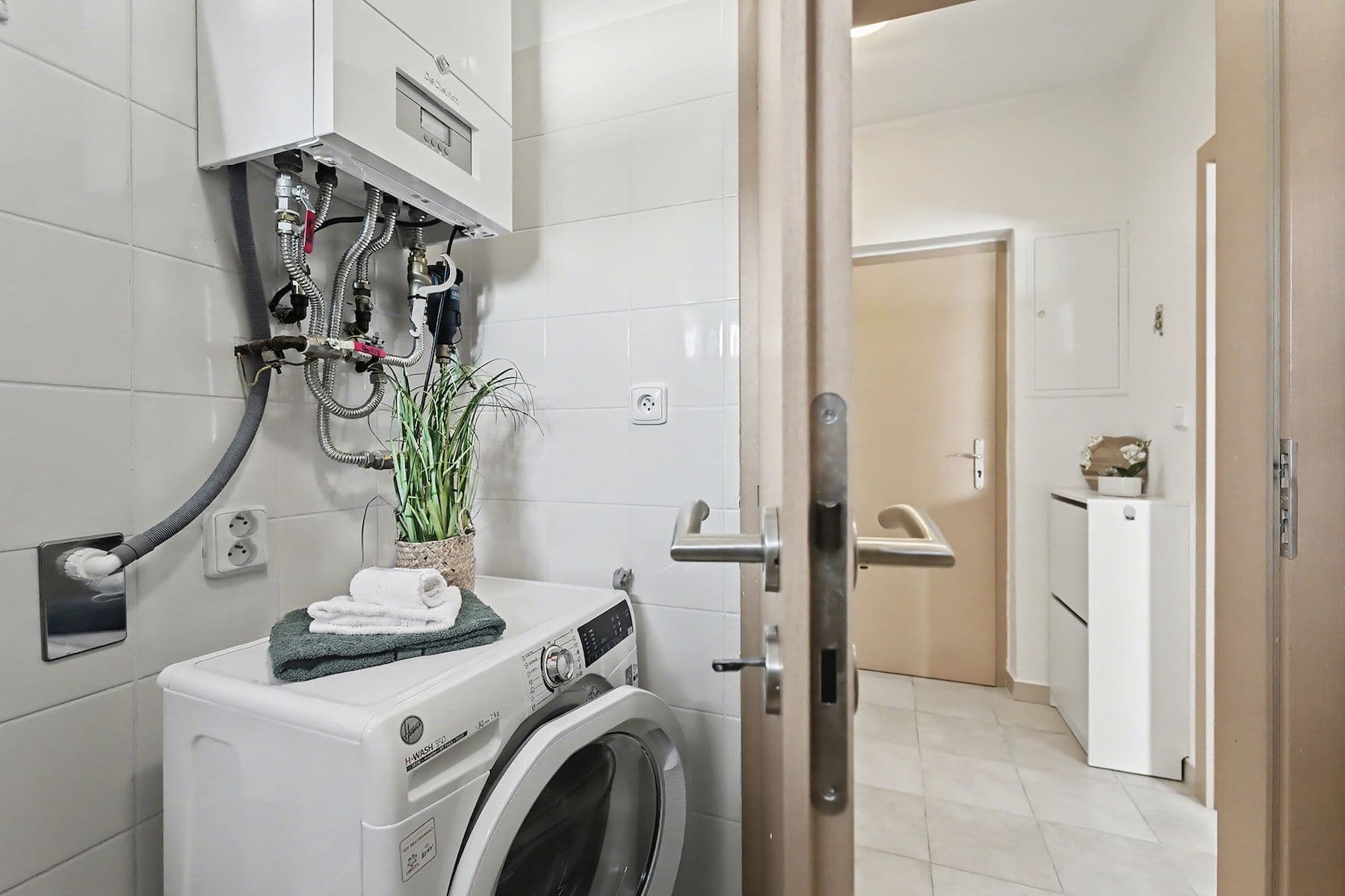 Studio flat for sale, 36 m², Kosatcová, Říčany, Středočeský Region Studio flat for sale, 36 m², Kosatcová, Říčany, Středočeský Region