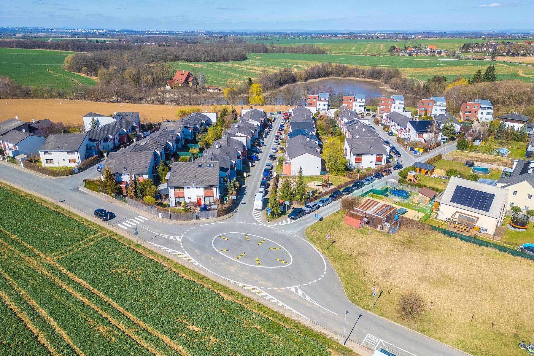 Studio flat for sale, 36 m², Kosatcová, Říčany, Středočeský Region Studio flat for sale, 36 m², Kosatcová, Říčany, Středočeský Region