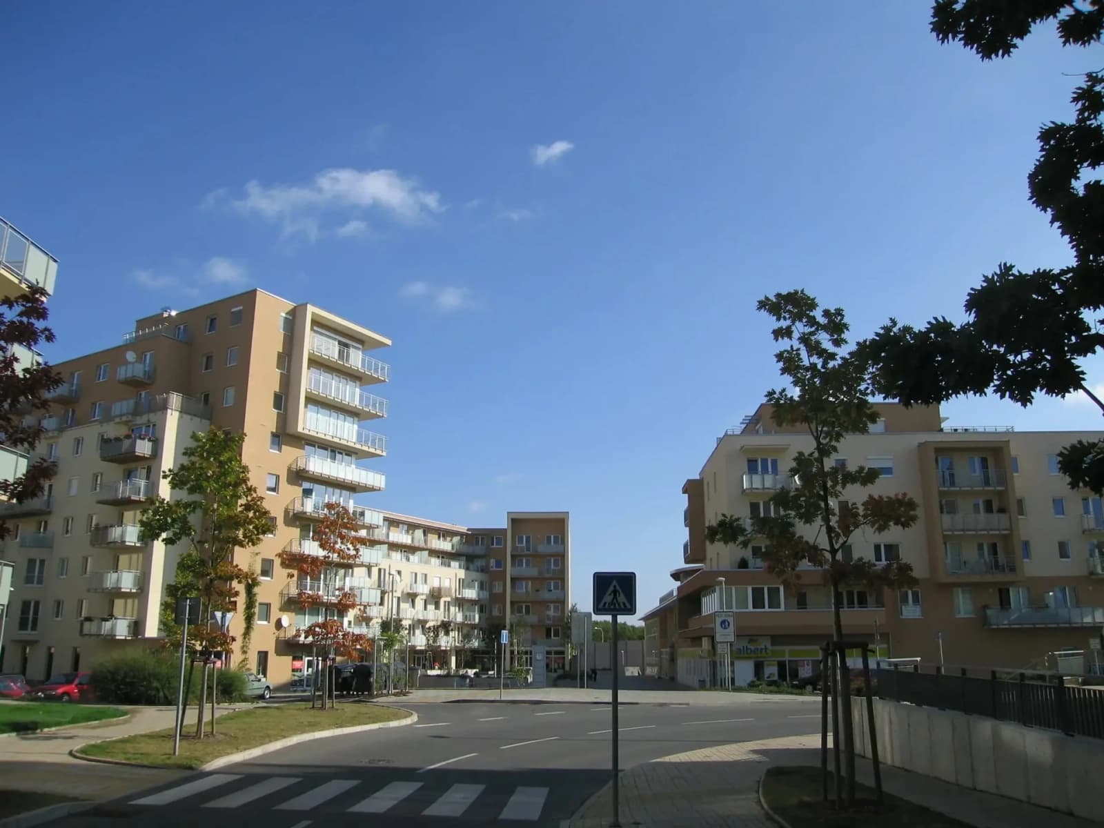 2 bedroom with open-plan kitchen flat to rent, 70 m², Rižská, Prague, Prague 2 bedroom with open-plan kitchen flat to rent, 70 m², Rižská, Prague, Prague