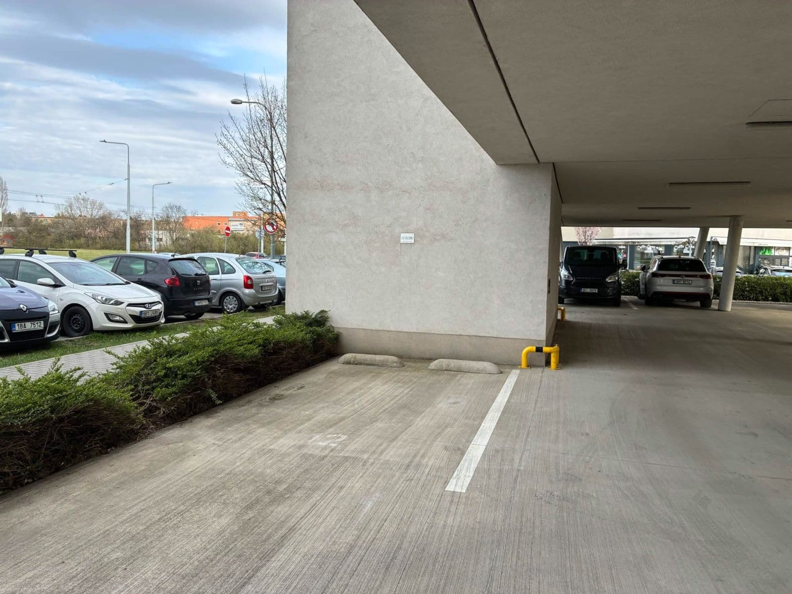 garage for sale, 13 m², Kigginsova, Brno, Jihomoravský Region garage for sale, 13 m², Kigginsova, Brno, Jihomoravský Region