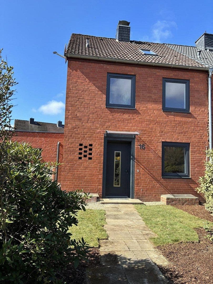 house for sale, 120 m², Lüneburg, Lower Saxony house for sale, 120 m², Lüneburg, Lower Saxony