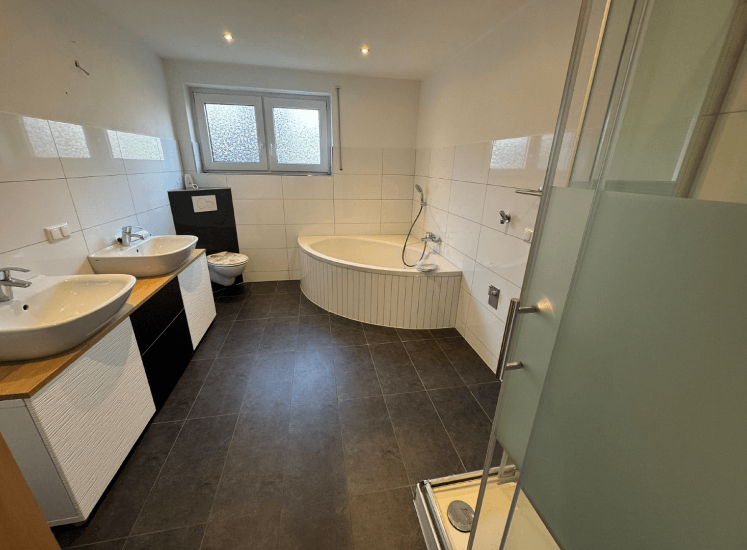 4 bedroom flat to rent, 120 m², Neuberg, Hesse 4 bedroom flat to rent, 120 m², Neuberg, Hesse