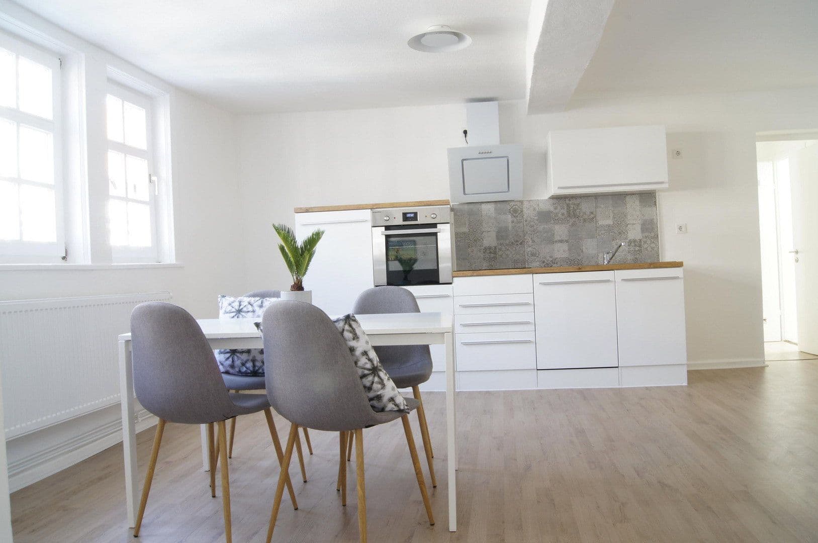 1 bedroom with open-plan kitchen flat to rent, 88 m², Alter Steinweg 45, Eschwege, Hesse 1 bedroom with open-plan kitchen flat to rent, 88 m², Alter Steinweg 45, Eschwege, Hesse