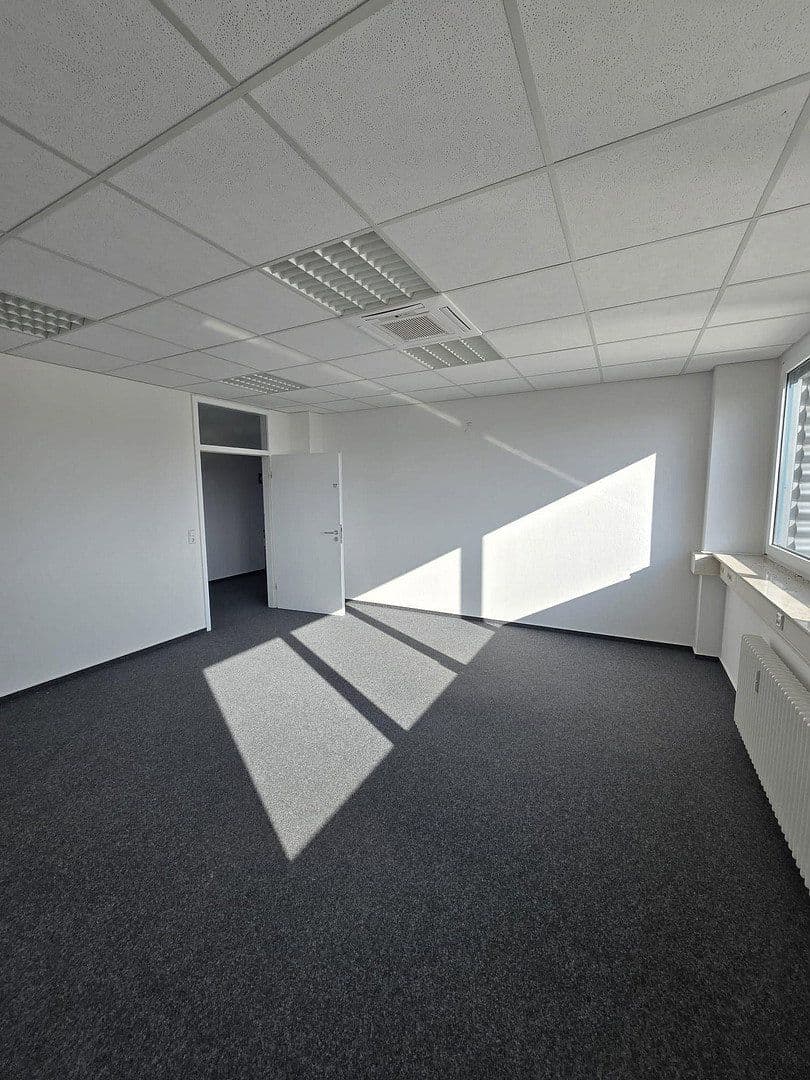office to rent, 260 m², Maybachstr. 10, Karlsruhe, Baden-Württemberg office to rent, 260 m², Maybachstr. 10, Karlsruhe, Baden-Württemberg