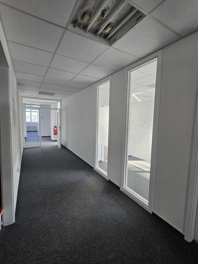 office to rent, 260 m², Maybachstr. 10, Karlsruhe, Baden-Württemberg office to rent, 260 m², Maybachstr. 10, Karlsruhe, Baden-Württemberg