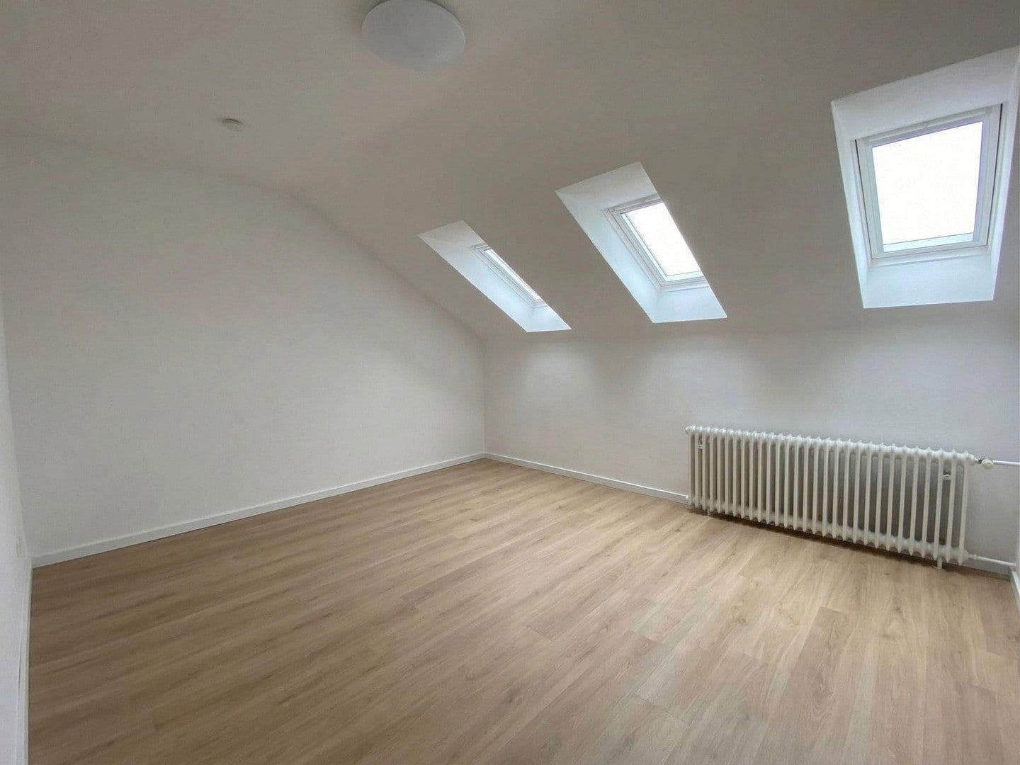 3 bedroom flat for sale, 58 m², Hattersheim am Main, Hesse 3 bedroom flat for sale, 58 m², Hattersheim am Main, Hesse