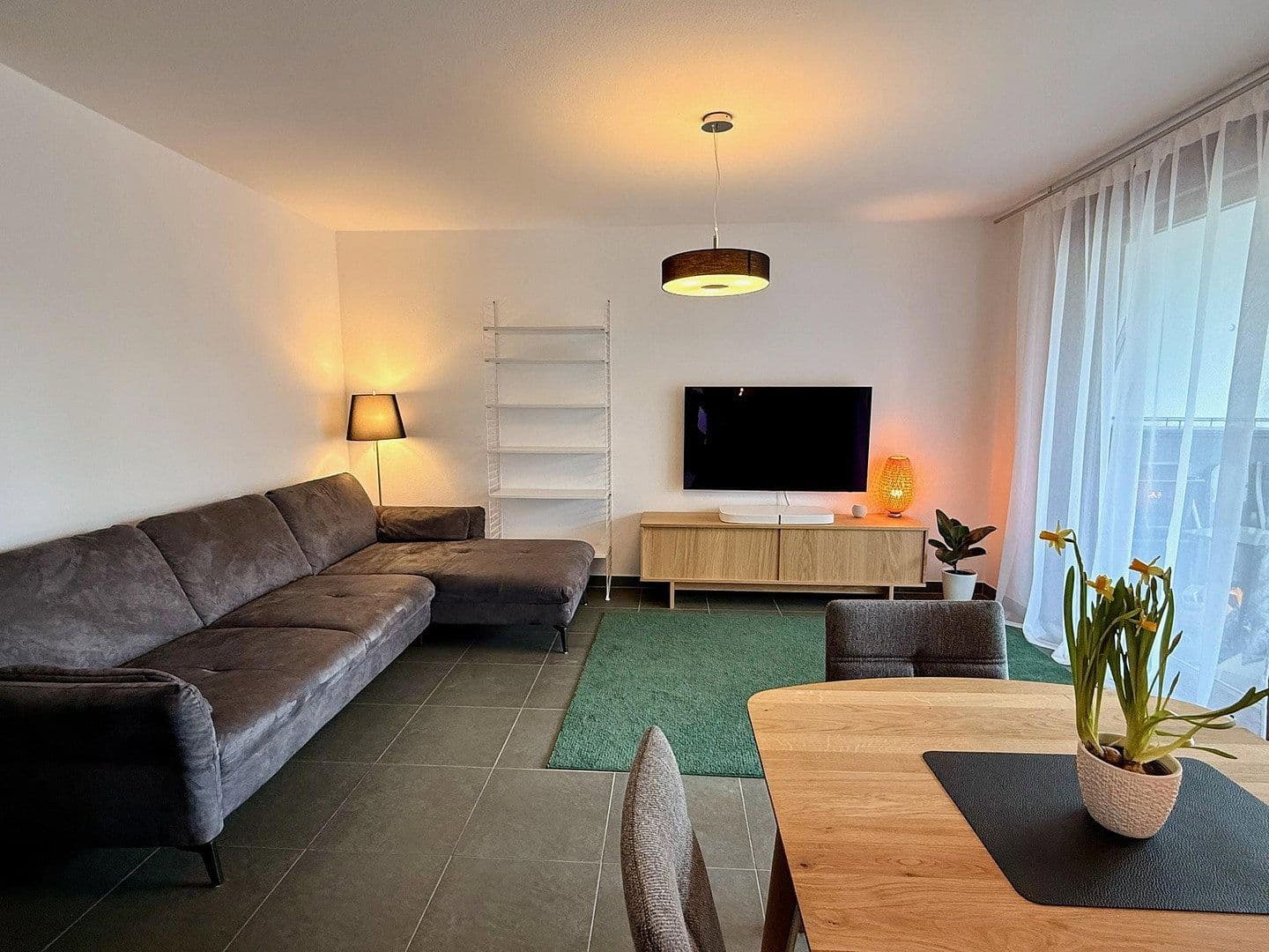 2 bedroom with open-plan kitchen flat to rent, 85 m², Stuttgart, Baden-Württemberg 2 bedroom with open-plan kitchen flat to rent, 85 m², Stuttgart, Baden-Württemberg
