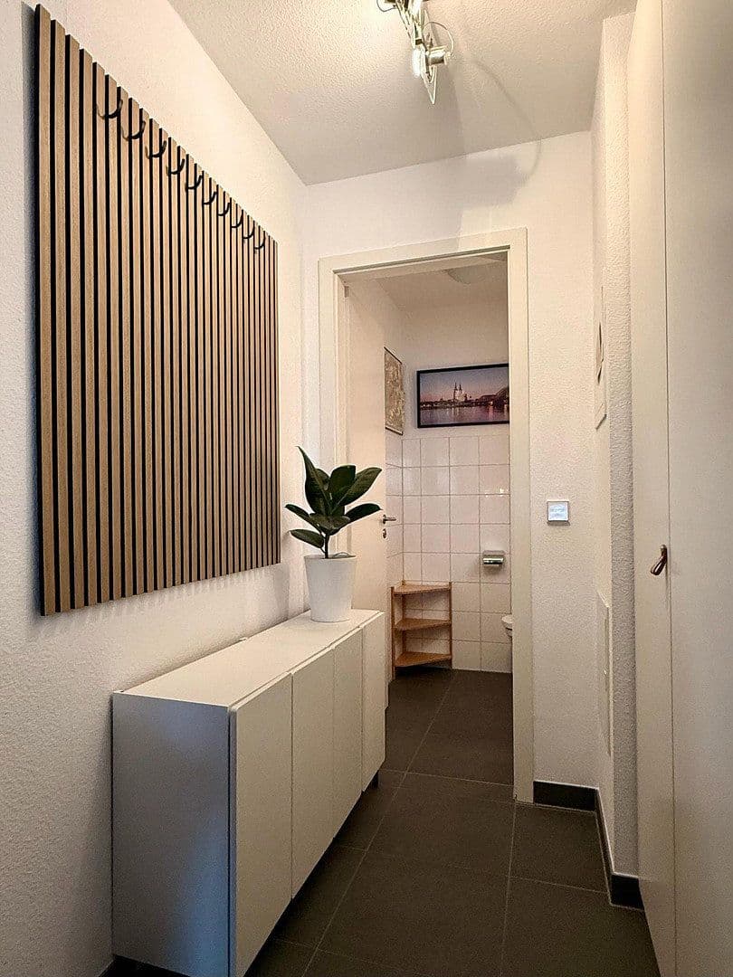 2 bedroom with open-plan kitchen flat to rent, 85 m², Stuttgart, Baden-Württemberg 2 bedroom with open-plan kitchen flat to rent, 85 m², Stuttgart, Baden-Württemberg