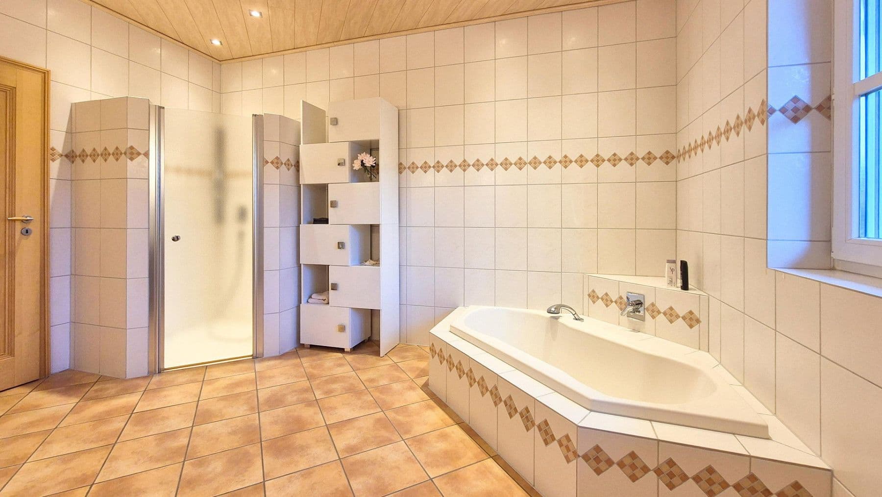 house to rent, 180 m², Wolfsburg (Kästorf), Lower Saxony house to rent, 180 m², Wolfsburg (Kästorf), Lower Saxony