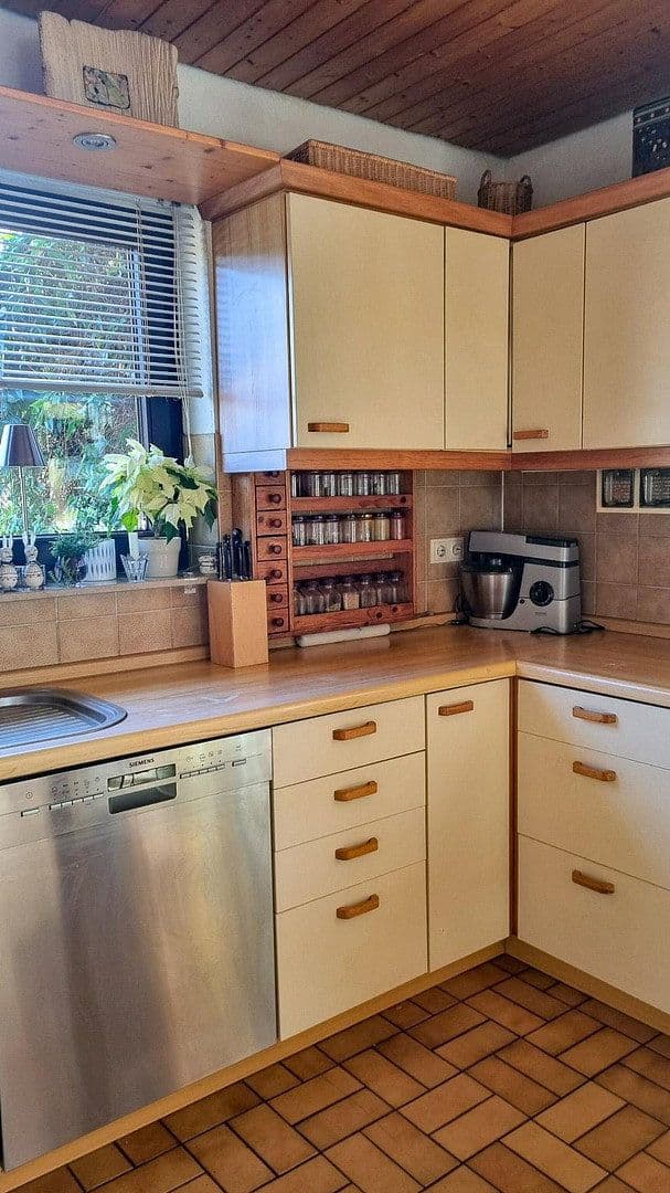 house for sale, 215 m², Böhmenkirch, Baden-Württemberg house for sale, 215 m², Böhmenkirch, Baden-Württemberg