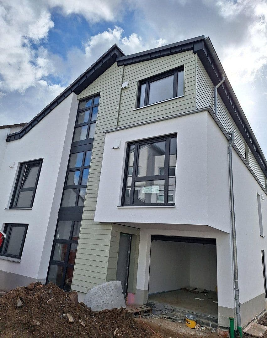 4 bedroom flat to rent, 139 m², Erkerstrasse 23, Köln Porz Ensen, North Rhine-Westphalia 4 bedroom flat to rent, 139 m², Erkerstrasse 23, Köln Porz Ensen, North Rhine-Westphalia