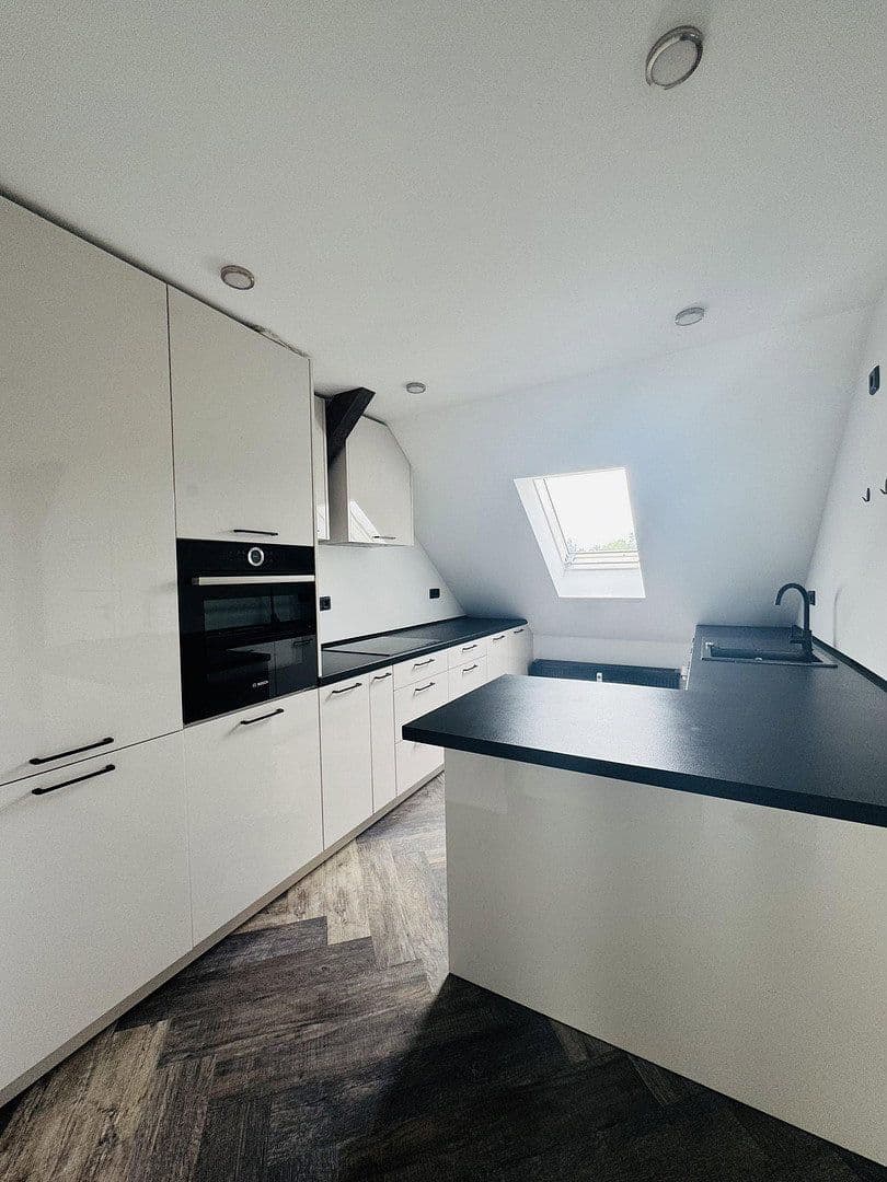 4 bedroom flat to rent, 130 m², Hüfnerstr. 10, Cottbus, Brandenburg 4 bedroom flat to rent, 130 m², Hüfnerstr. 10, Cottbus, Brandenburg