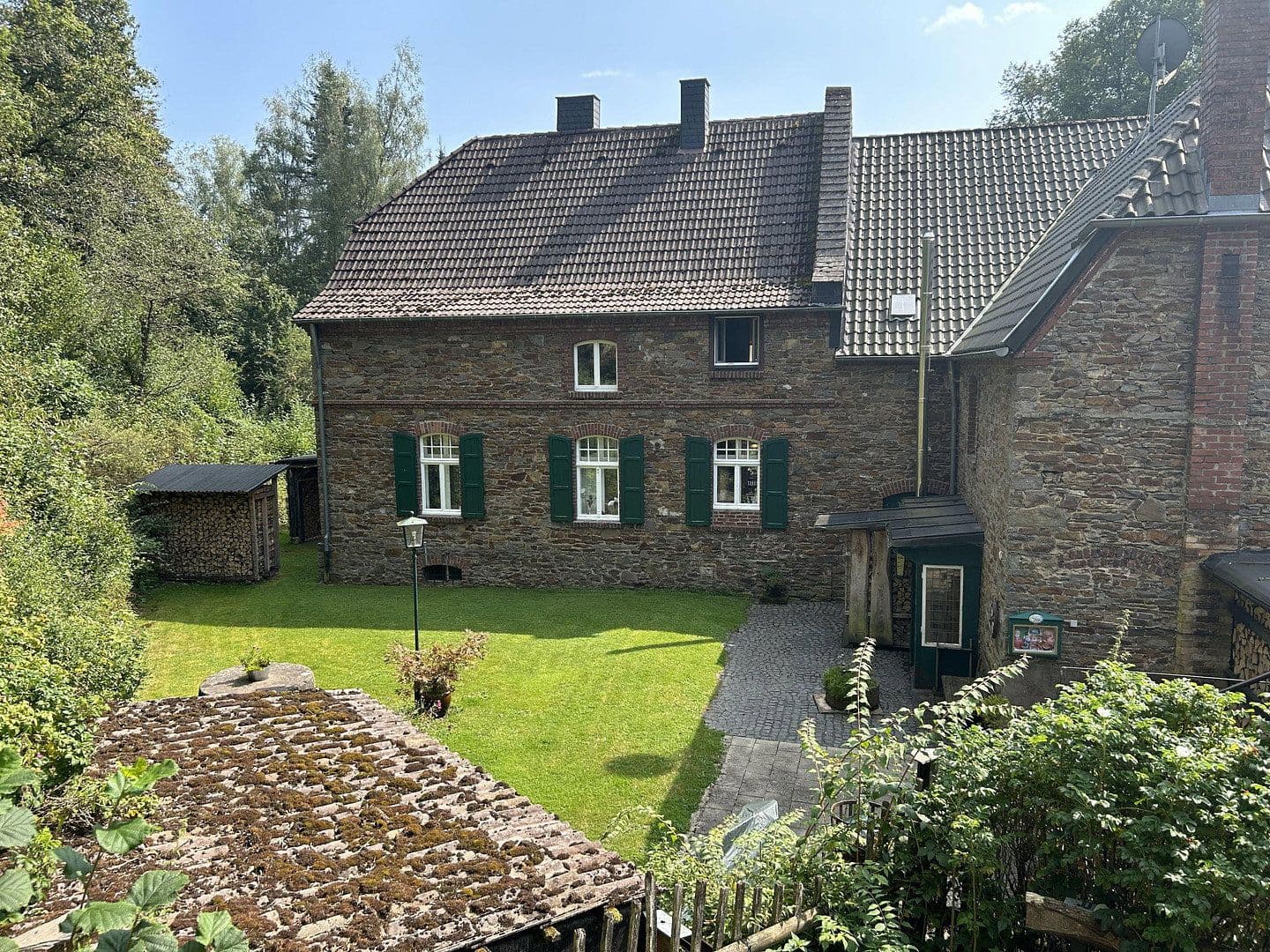 house for sale, 220 m², Hellenthal, North Rhine-Westphalia house for sale, 220 m², Hellenthal, North Rhine-Westphalia