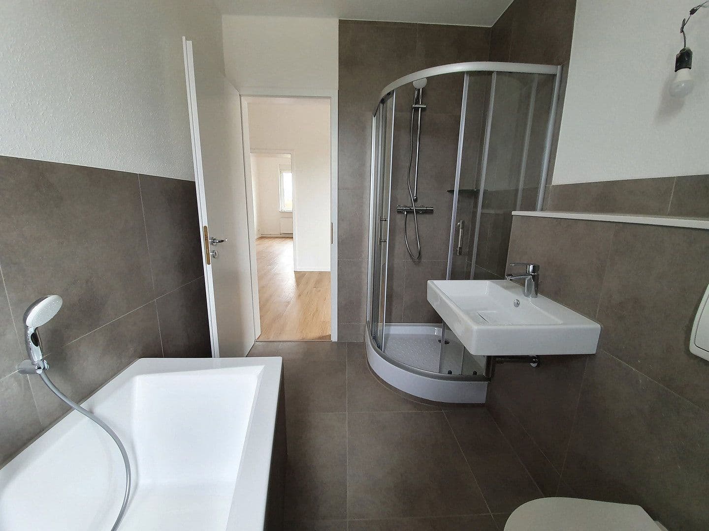 1 bedroom with open-plan kitchen flat to rent, 81 m², Lindenstraße 32, Velten, Brandenburg 1 bedroom with open-plan kitchen flat to rent, 81 m², Lindenstraße 32, Velten, Brandenburg