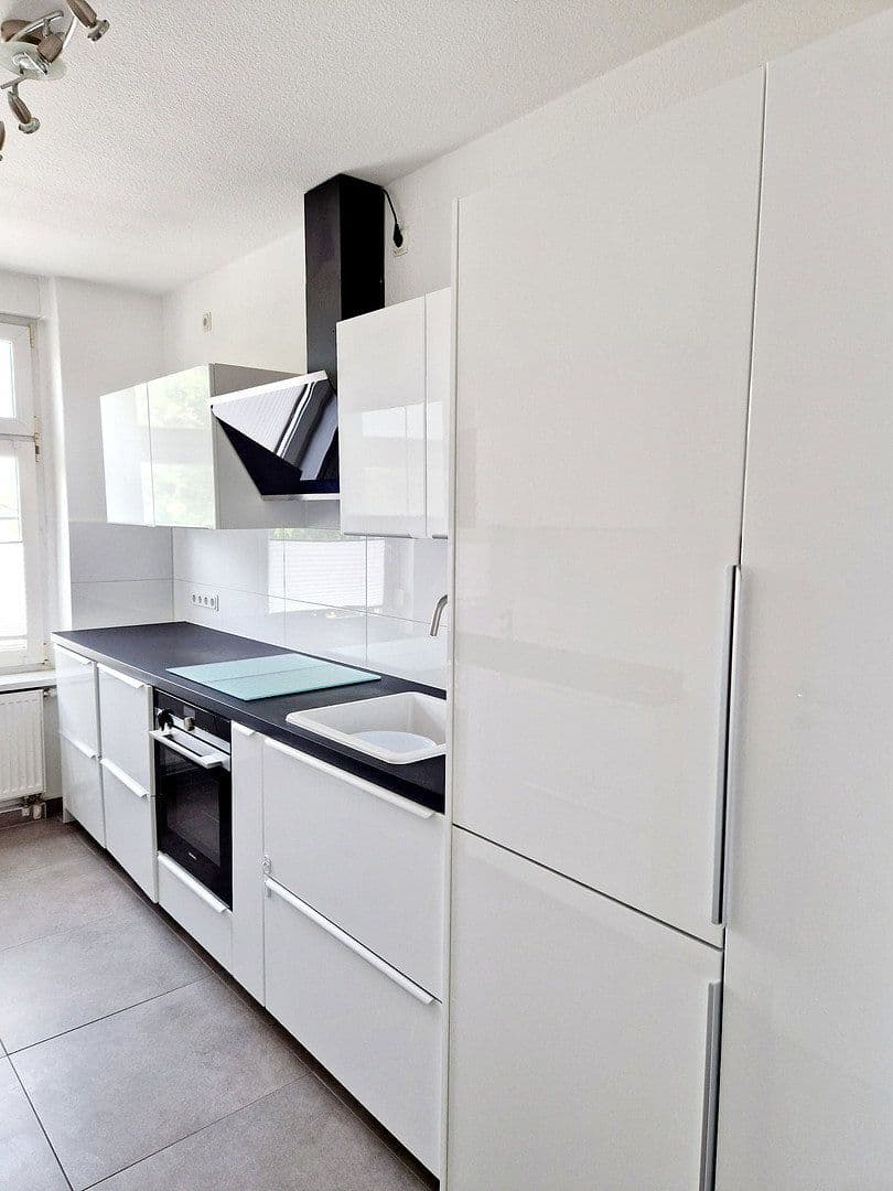 1 bedroom with open-plan kitchen flat to rent, 81 m², Lindenstraße 32, Velten, Brandenburg 1 bedroom with open-plan kitchen flat to rent, 81 m², Lindenstraße 32, Velten, Brandenburg