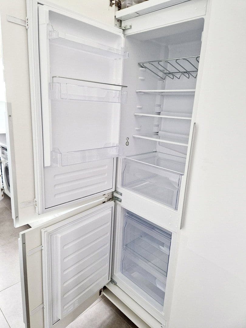 1 bedroom with open-plan kitchen flat to rent, 81 m², Lindenstraße 32, Velten, Brandenburg 1 bedroom with open-plan kitchen flat to rent, 81 m², Lindenstraße 32, Velten, Brandenburg