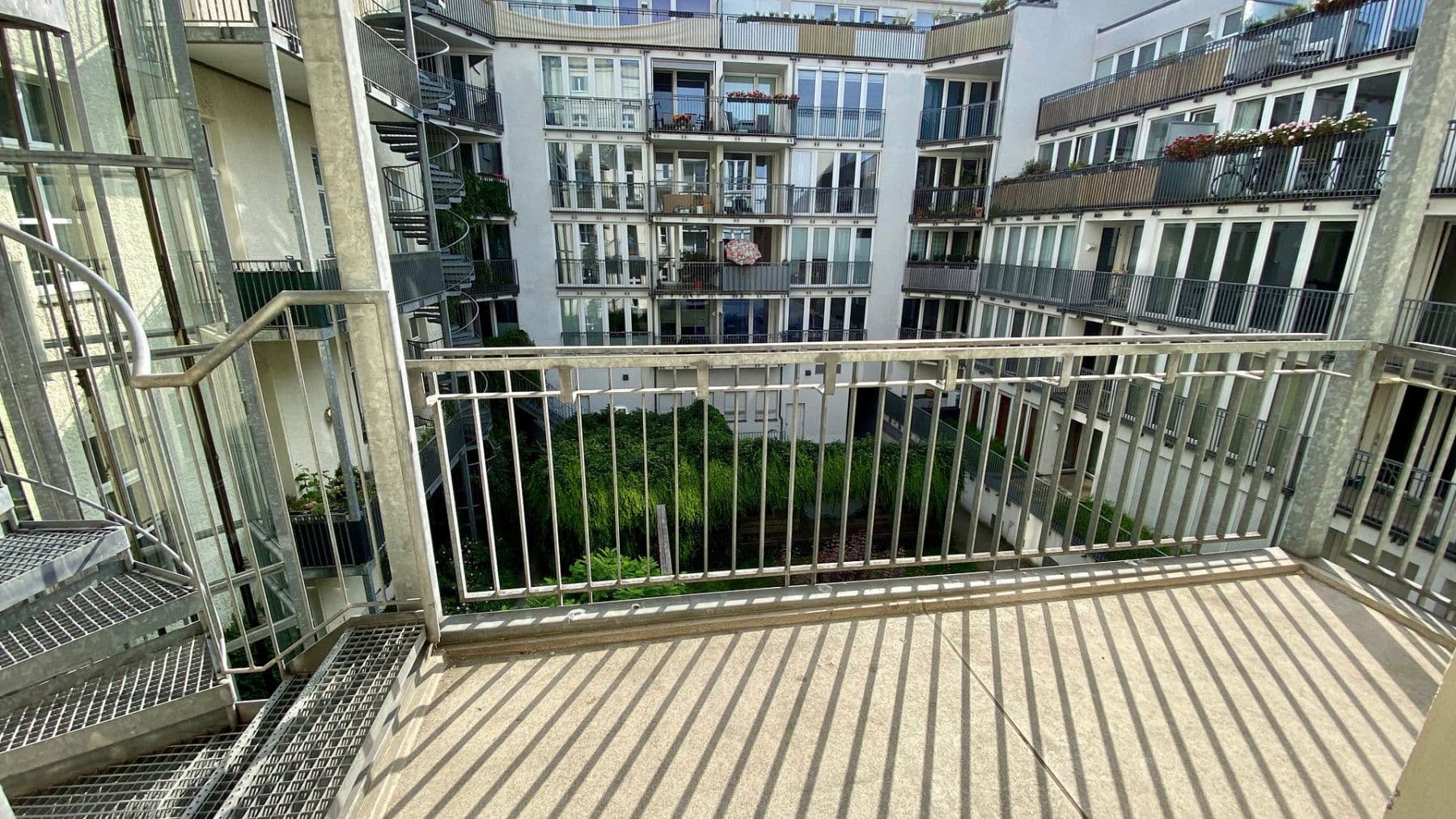 3 bedroom flat to rent, 116 m², Albrechtstraße, Berlin, Berlin 3 bedroom flat to rent, 116 m², Albrechtstraße, Berlin, Berlin