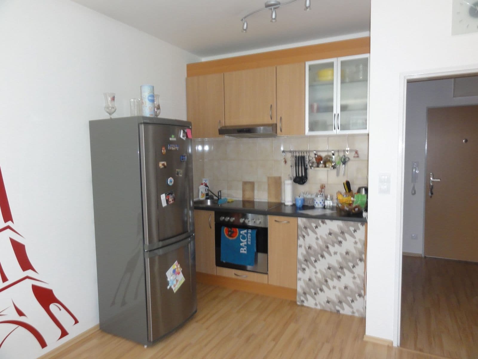 1 bedroom with open-plan kitchen flat to rent, 46 m², Pod Harfou, Prague, Prague 1 bedroom with open-plan kitchen flat to rent, 46 m², Pod Harfou, Prague, Prague