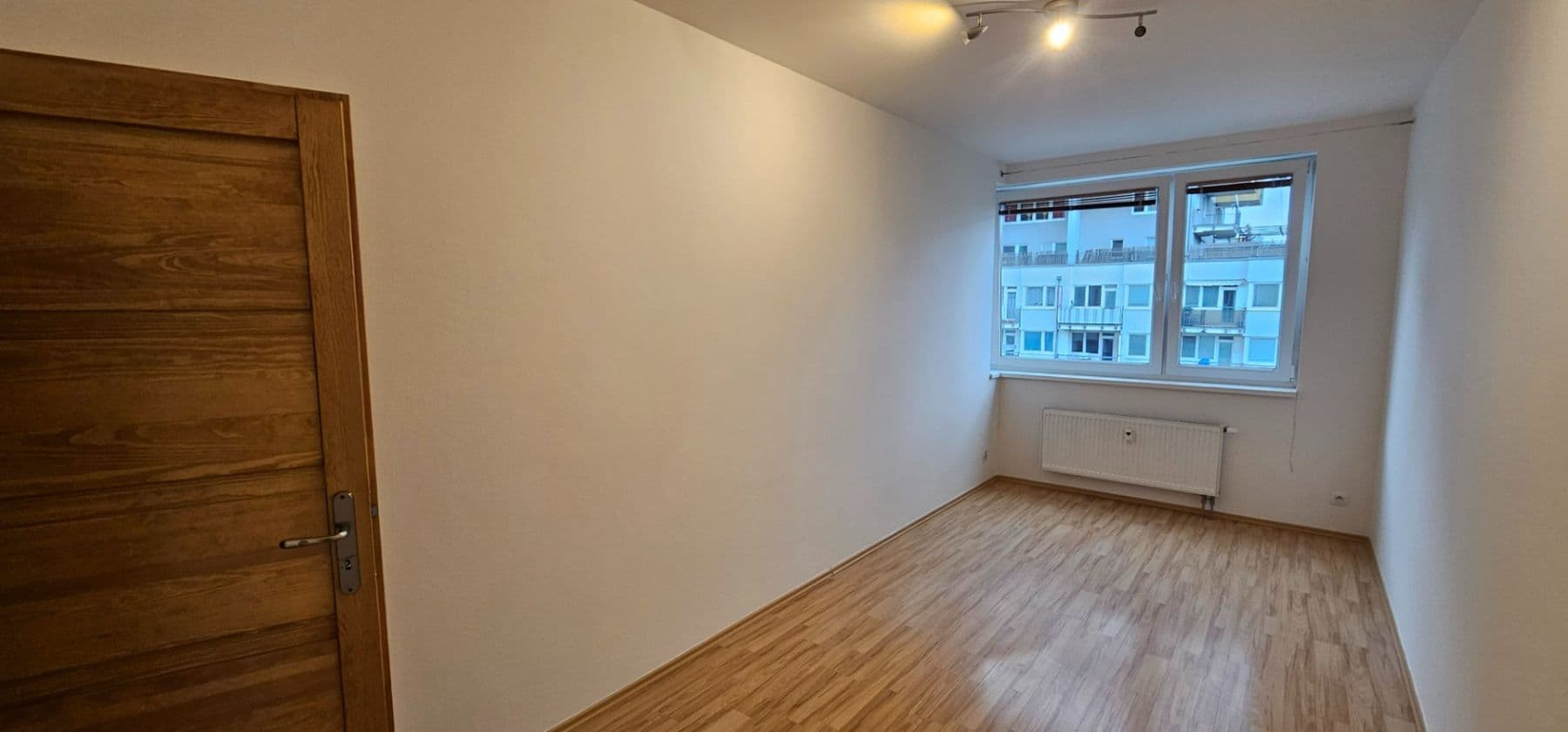 1 bedroom with open-plan kitchen flat to rent, 46 m², Pod Harfou, Prague, Prague 1 bedroom with open-plan kitchen flat to rent, 46 m², Pod Harfou, Prague, Prague