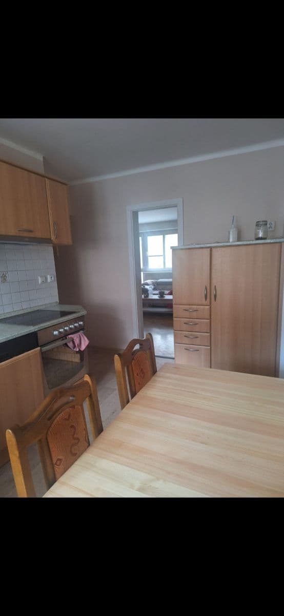 3 bedroom flat to rent, 76 m², Československé armády, Přelouč, Pardubický Region 3 bedroom flat to rent, 76 m², Československé armády, Přelouč, Pardubický Region