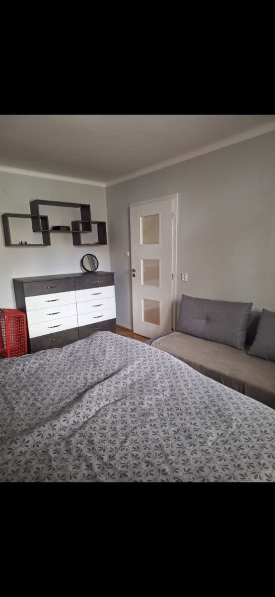 3 bedroom flat to rent, 76 m², Československé armády, Přelouč, Pardubický Region 3 bedroom flat to rent, 76 m², Československé armády, Přelouč, Pardubický Region