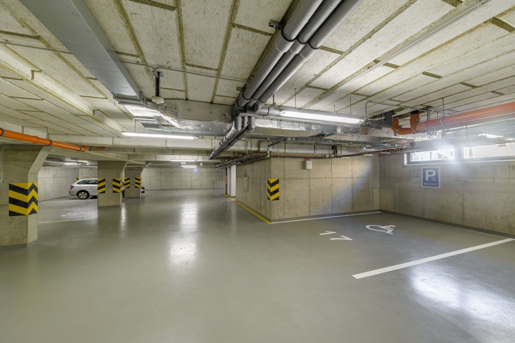 1 bedroom with open-plan kitchen flat to rent, 63 m², Na Farkáně Ⅰ, Prague, Prague 1 bedroom with open-plan kitchen flat to rent, 63 m², Na Farkáně Ⅰ, Prague, Prague