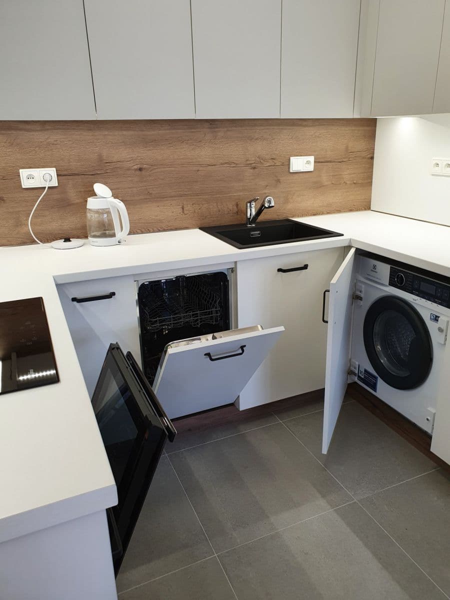 1 bedroom with open-plan kitchen flat to rent, 62 m², Nemocniční, Plzeň, Plzeňský Region 1 bedroom with open-plan kitchen flat to rent, 62 m², Nemocniční, Plzeň, Plzeňský Region