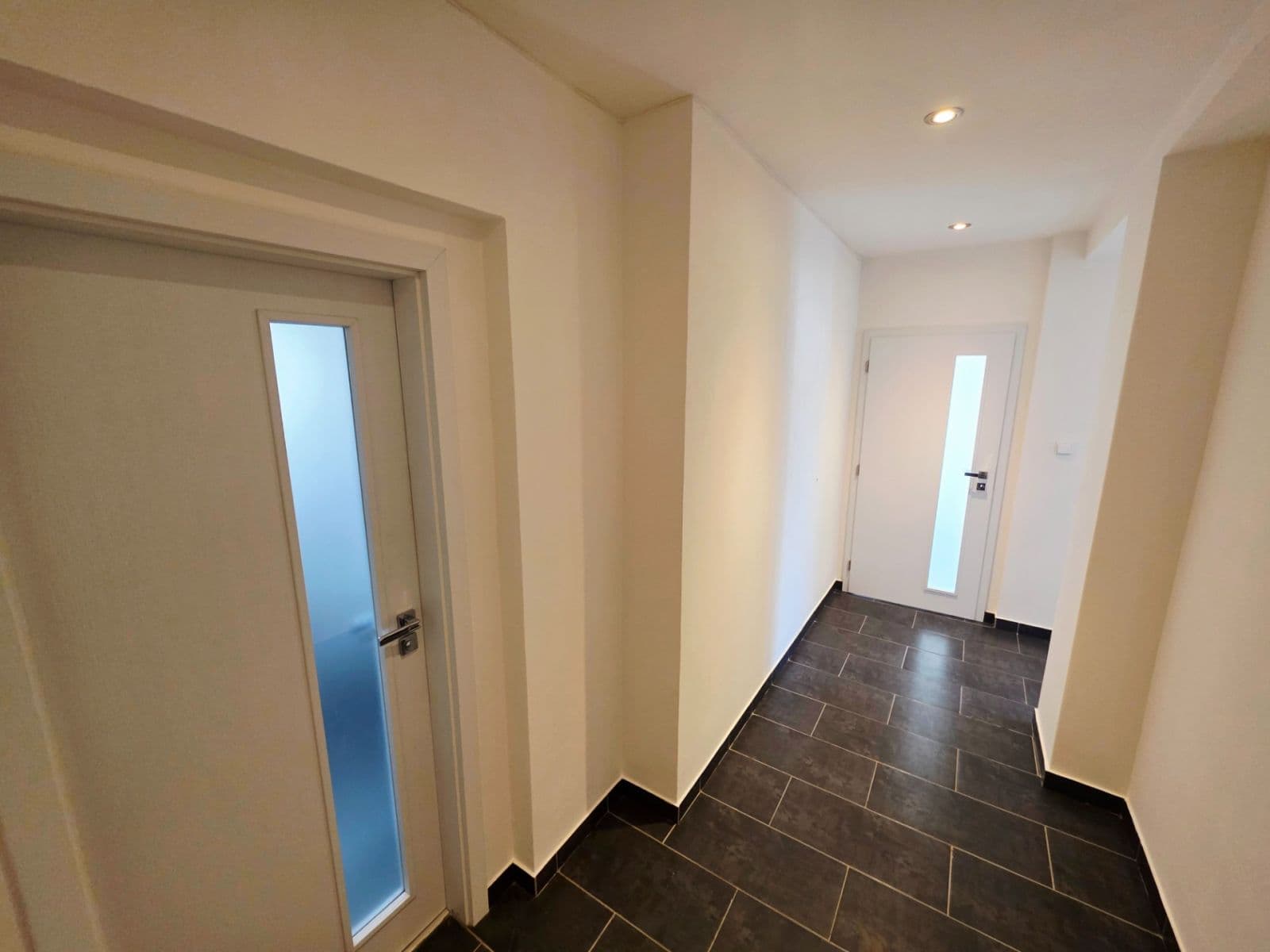 1 bedroom with open-plan kitchen flat to rent, 55 m², Mojmírovo náměstí, Brno, Jihomoravský Region 1 bedroom with open-plan kitchen flat to rent, 55 m², Mojmírovo náměstí, Brno, Jihomoravský Region