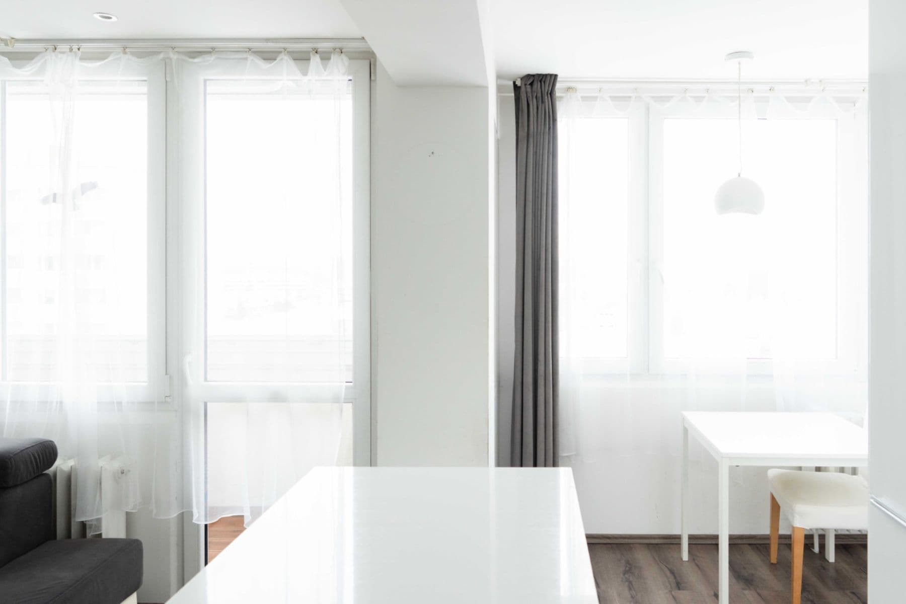 2 bedroom with open-plan kitchen flat to rent, 74 m², K Červenému vrchu, Prague, Prague 2 bedroom with open-plan kitchen flat to rent, 74 m², K Červenému vrchu, Prague, Prague