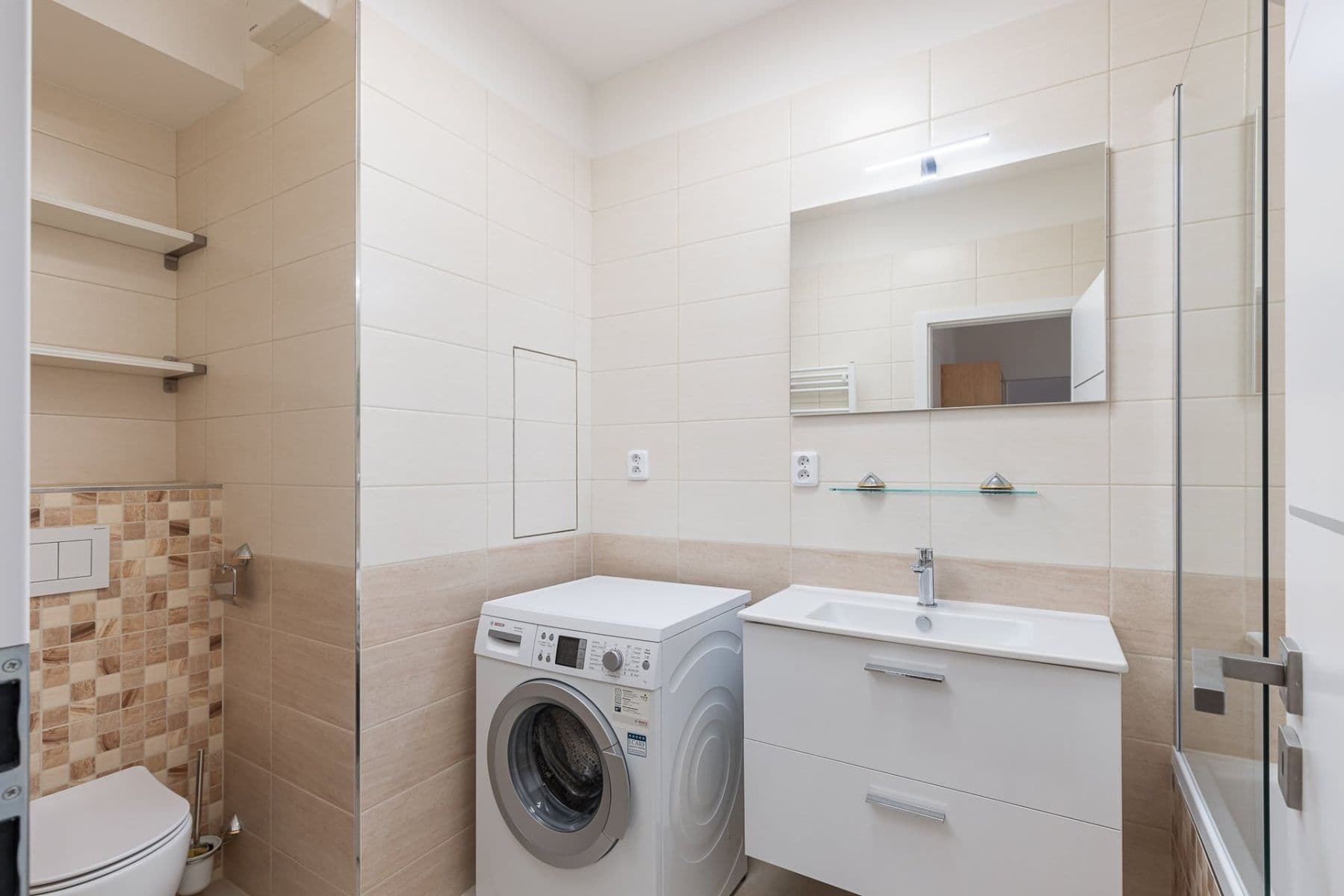 1 bedroom with open-plan kitchen flat to rent, 52 m², Trnkovo náměstí, Prague, Prague 1 bedroom with open-plan kitchen flat to rent, 52 m², Trnkovo náměstí, Prague, Prague