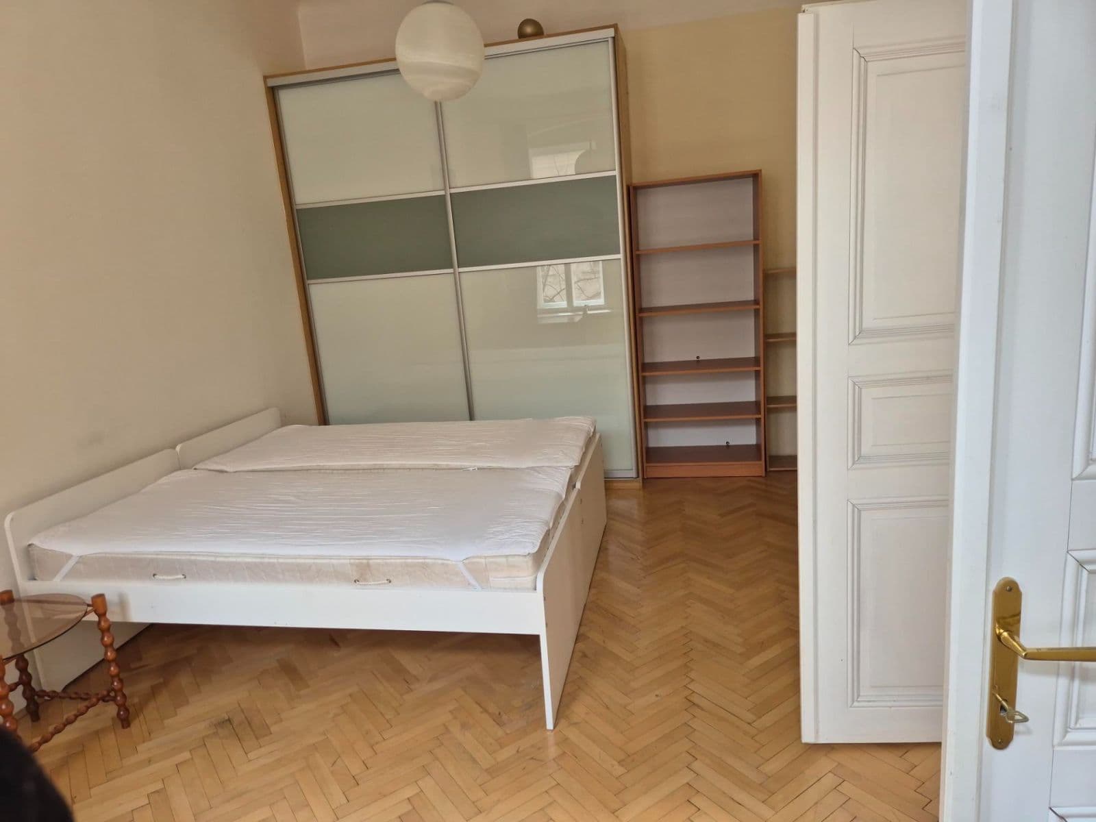 2 bedroom with open-plan kitchen flat to rent, 69 m², Jana Masaryka, Prague, Prague 2 bedroom with open-plan kitchen flat to rent, 69 m², Jana Masaryka, Prague, Prague