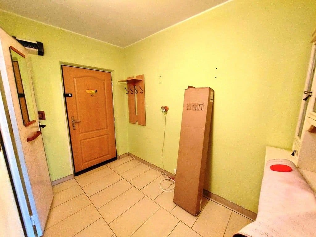 1 bedroom with open-plan kitchen flat to rent, 42 m², Sídliště pionýrů, Úštěk, Ústecký Region 1 bedroom with open-plan kitchen flat to rent, 42 m², Sídliště pionýrů, Úštěk, Ústecký Region