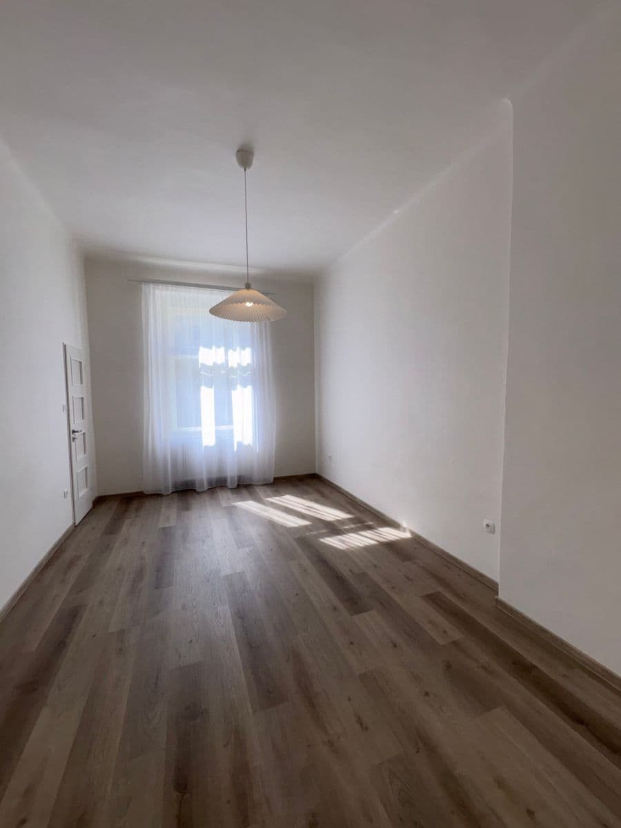 1 bedroom with open-plan kitchen flat to rent, 54 m², Blodkova, Prague, Prague 1 bedroom with open-plan kitchen flat to rent, 54 m², Blodkova, Prague, Prague
