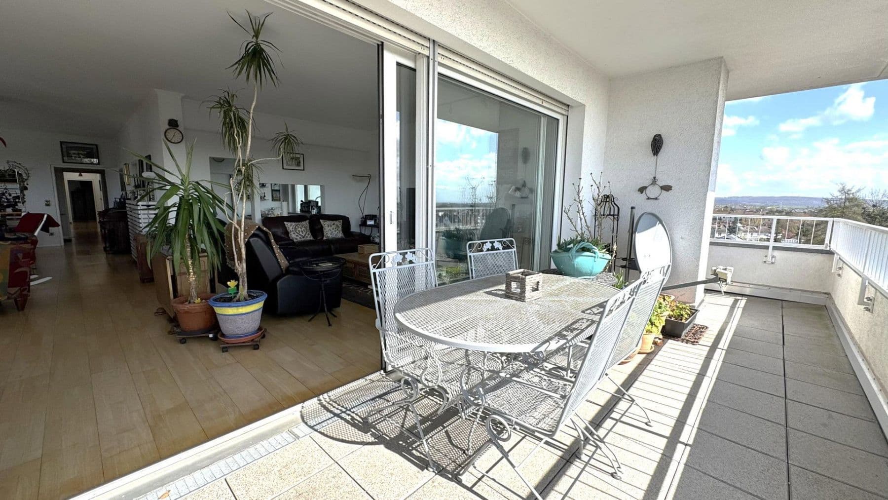 5 bedroom flat to rent, 234 m², Bierstädter Höhe 68, Wiesbaden, Hesse 5 bedroom flat to rent, 234 m², Bierstädter Höhe 68, Wiesbaden, Hesse