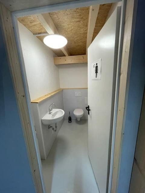 non-residential property to rent, 400 m², Wörth am Rhein, Rhineland-Palatinate non-residential property to rent, 400 m², Wörth am Rhein, Rhineland-Palatinate