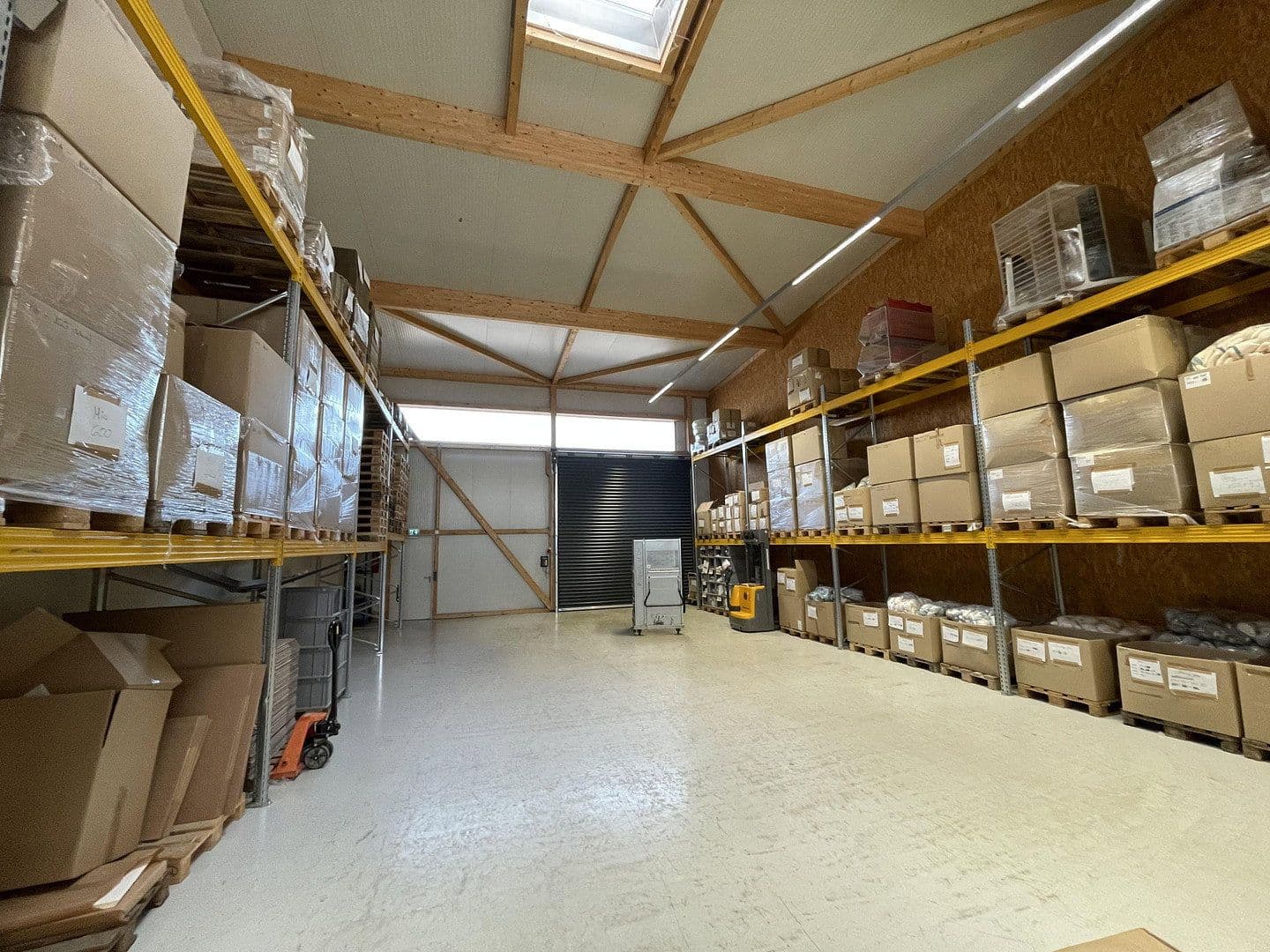 non-residential property to rent, 400 m², Wörth am Rhein, Rhineland-Palatinate non-residential property to rent, 400 m², Wörth am Rhein, Rhineland-Palatinate