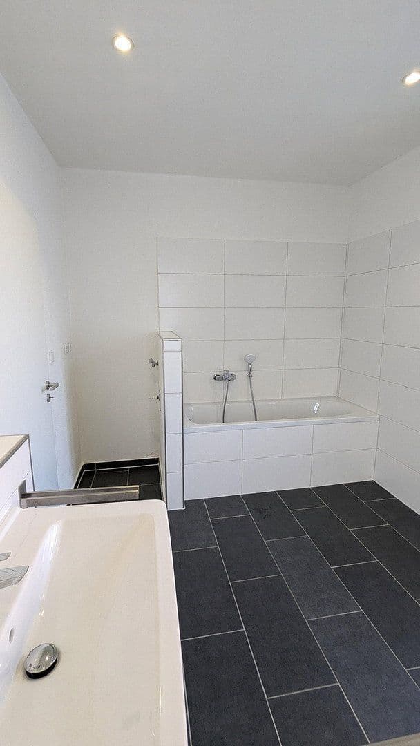 3 bedroom flat to rent, 100 m², Nürnberger Strasse 22, Schwabach, Bavaria 3 bedroom flat to rent, 100 m², Nürnberger Strasse 22, Schwabach, Bavaria