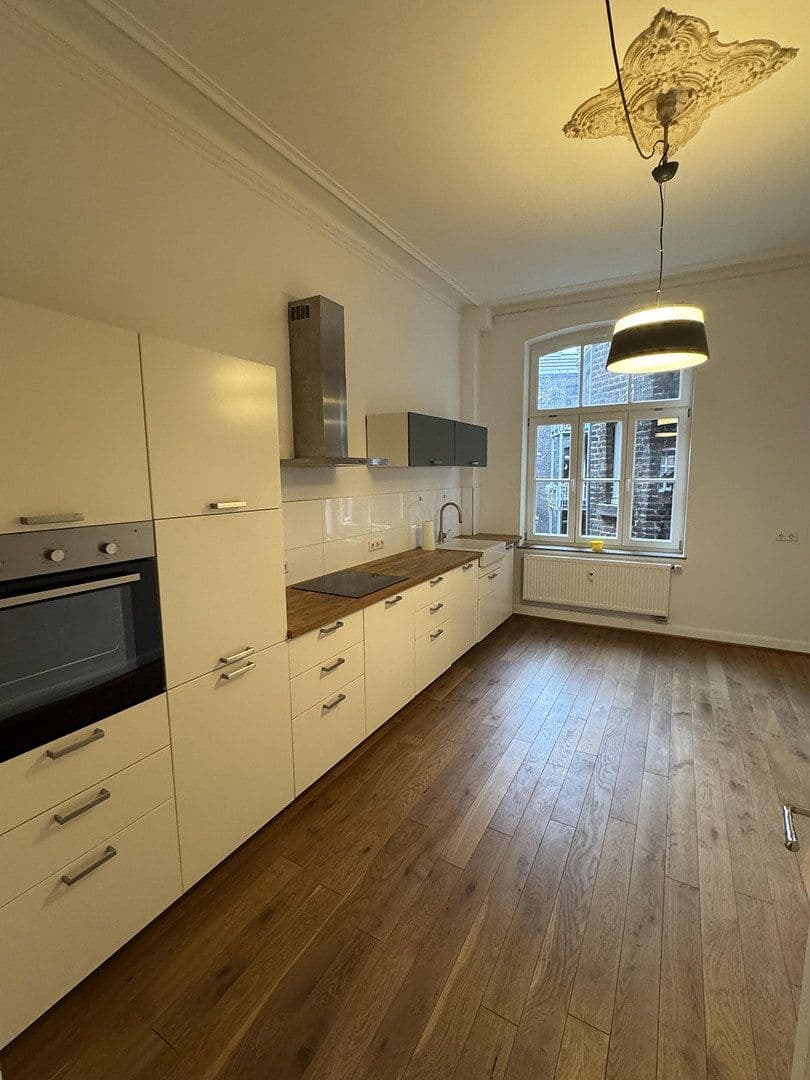 4 bedroom flat to rent, 112 m², Trimbornstrasse 11, Köln, North Rhine-Westphalia 4 bedroom flat to rent, 112 m², Trimbornstrasse 11, Köln, North Rhine-Westphalia