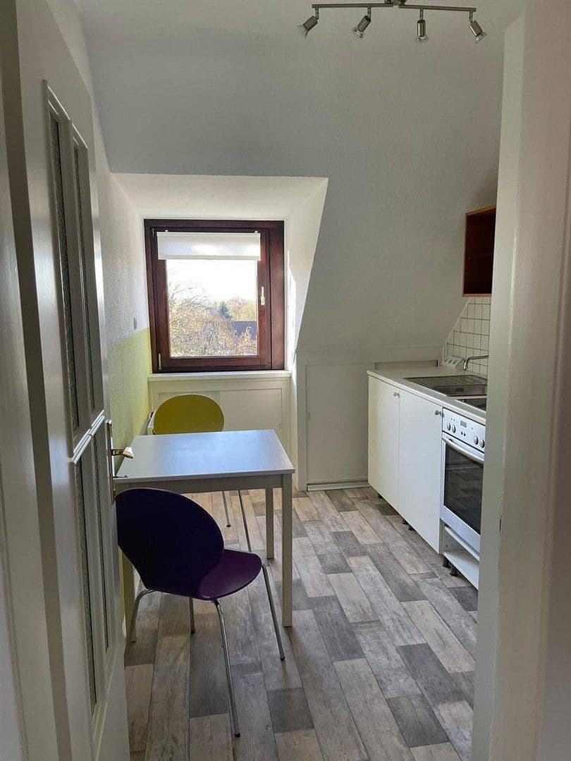 Studio flat to rent, 35 m², Mülheim a.d. Ruhr, North Rhine-Westphalia Studio flat to rent, 35 m², Mülheim a.d. Ruhr, North Rhine-Westphalia