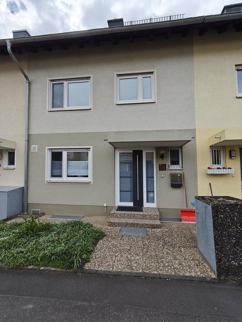 house for sale, 137 m², Flörsheim, Hesse house for sale, 137 m², Flörsheim, Hesse