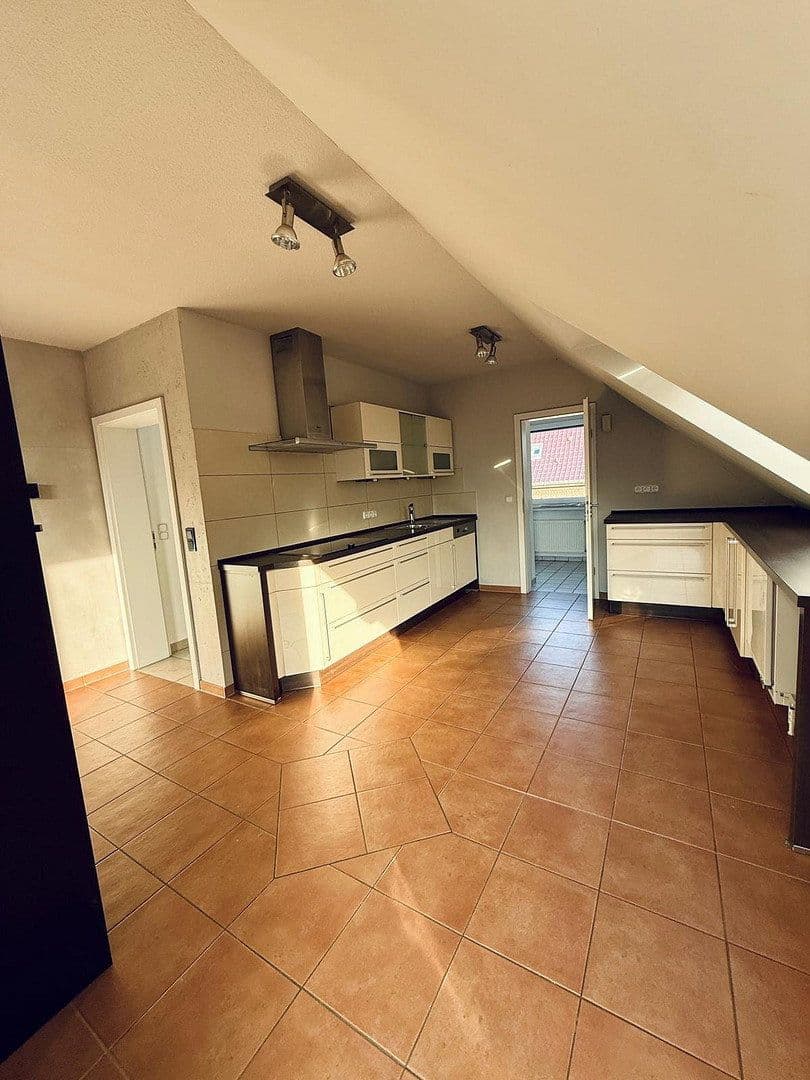 2 bedroom with open-plan kitchen flat for sale, 132 m², Dorsten, North Rhine-Westphalia 2 bedroom with open-plan kitchen flat for sale, 132 m², Dorsten, North Rhine-Westphalia