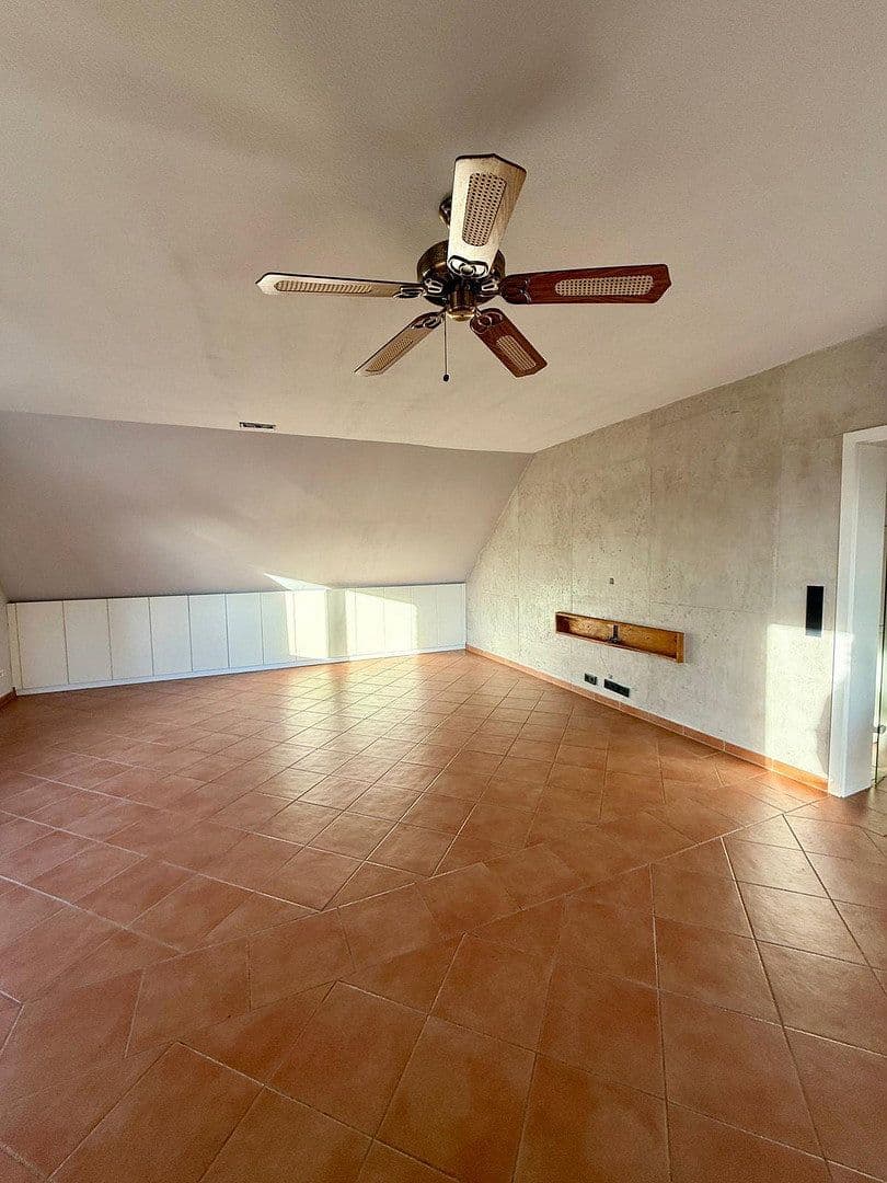 2 bedroom with open-plan kitchen flat for sale, 132 m², Dorsten, North Rhine-Westphalia 2 bedroom with open-plan kitchen flat for sale, 132 m², Dorsten, North Rhine-Westphalia