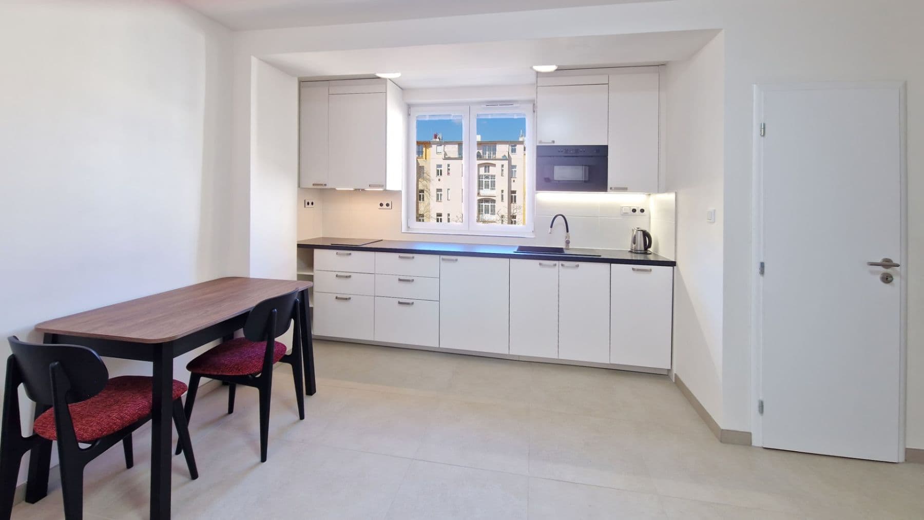 Studio flat to rent, 27 m², Slovenská, Prague, Prague Studio flat to rent, 27 m², Slovenská, Prague, Prague