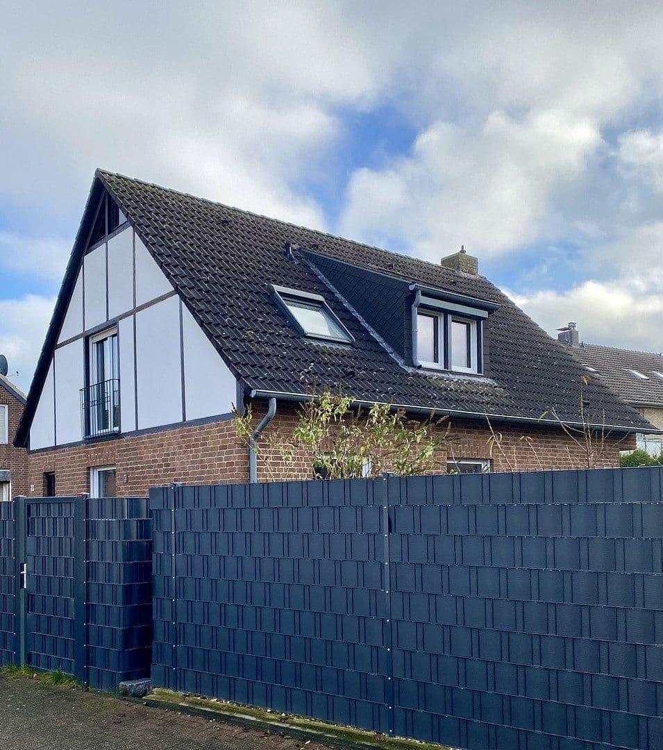 house for sale, 138 m², Friedhofstraße 24, Nettetal, North Rhine-Westphalia house for sale, 138 m², Friedhofstraße 24, Nettetal, North Rhine-Westphalia