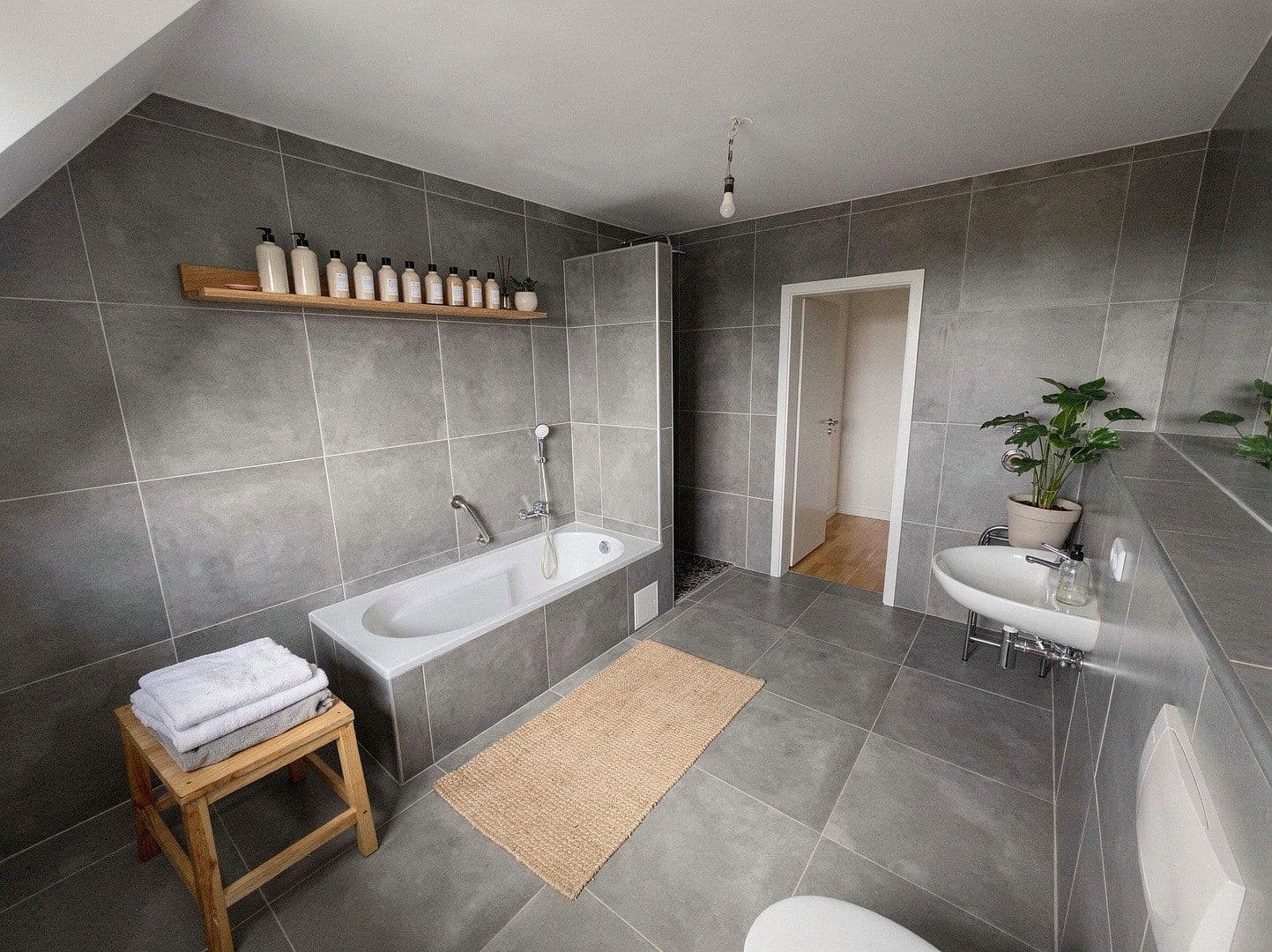 3 bedroom with open-plan kitchen flat to rent, 193 m², Bergstraße 16, Carlsberg, Rhineland-Palatinate 3 bedroom with open-plan kitchen flat to rent, 193 m², Bergstraße 16, Carlsberg, Rhineland-Palatinate