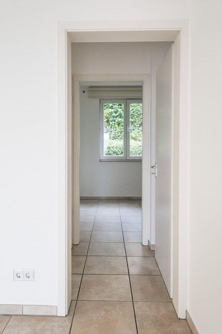 4 bedroom with open-plan kitchen flat to rent, 149 m², Tübingen, Baden-Württemberg 4 bedroom with open-plan kitchen flat to rent, 149 m², Tübingen, Baden-Württemberg