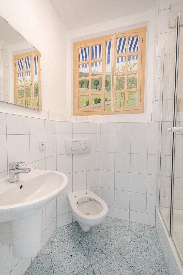 4 bedroom with open-plan kitchen flat to rent, 149 m², Tübingen, Baden-Württemberg 4 bedroom with open-plan kitchen flat to rent, 149 m², Tübingen, Baden-Württemberg