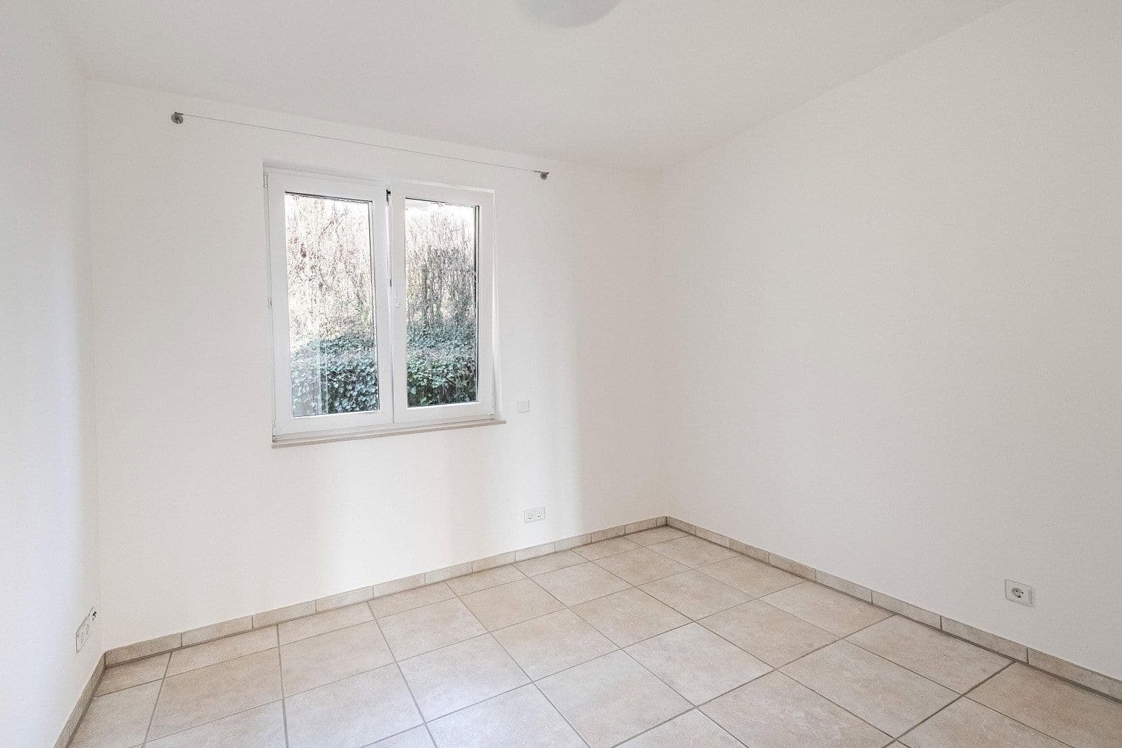 4 bedroom with open-plan kitchen flat to rent, 149 m², Tübingen, Baden-Württemberg 4 bedroom with open-plan kitchen flat to rent, 149 m², Tübingen, Baden-Württemberg