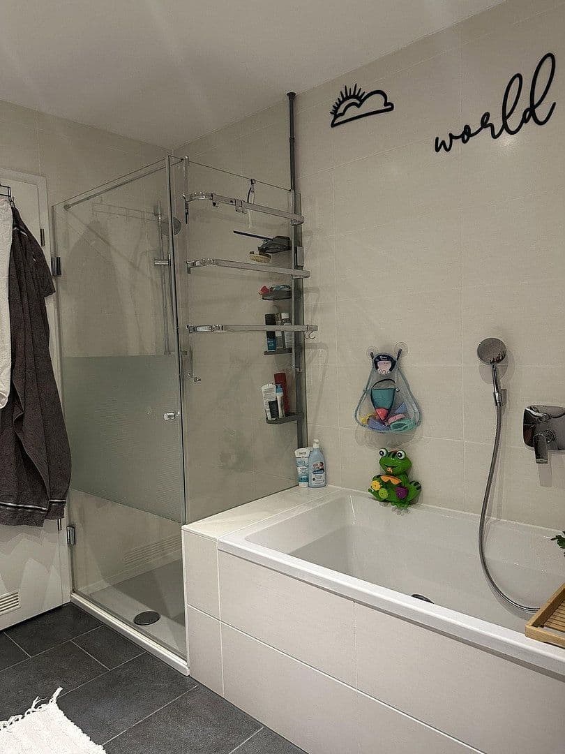 3 bedroom flat to rent, 92 m², Frankfurt am Main, Hesse 3 bedroom flat to rent, 92 m², Frankfurt am Main, Hesse