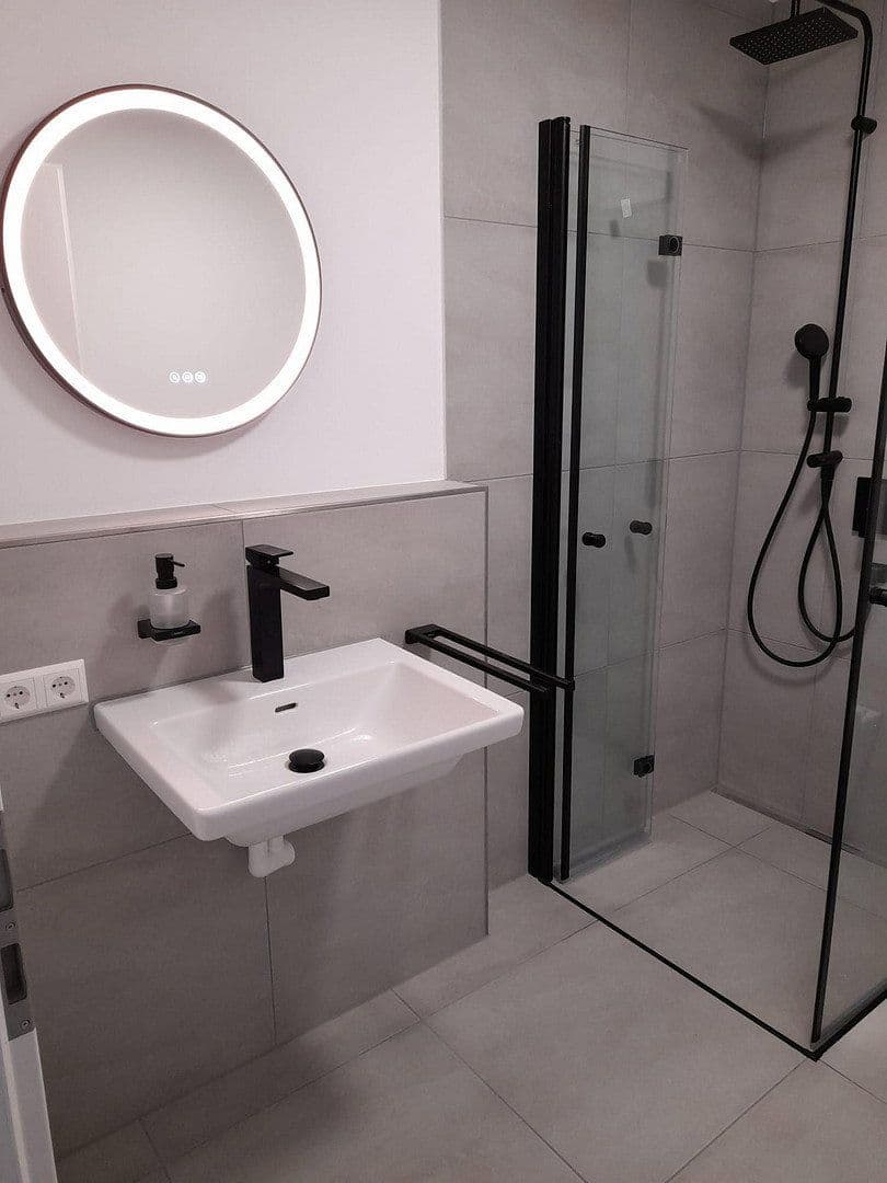 3 bedroom with open-plan kitchen flat to rent, 126 m², Neugartenstraße, Hagnau am Bodensee, Baden-Württemberg 3 bedroom with open-plan kitchen flat to rent, 126 m², Neugartenstraße, Hagnau am Bodensee, Baden-Württemberg